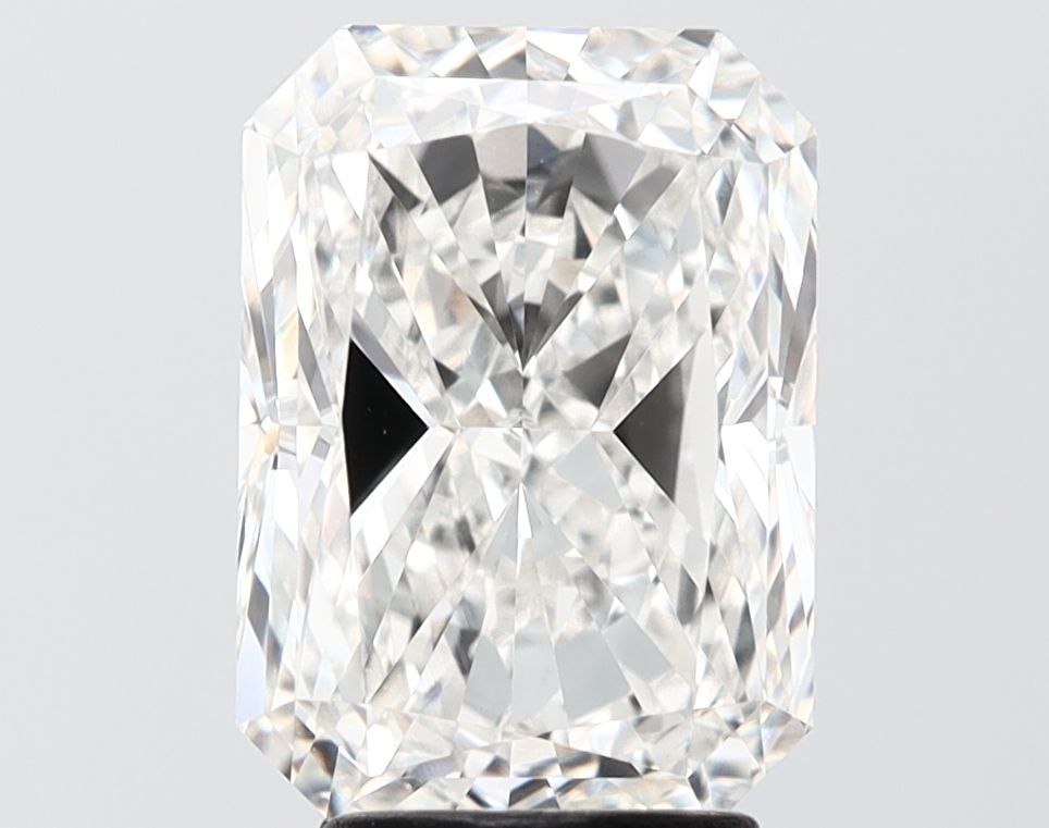 4.00 ct. radiant Lab Grown Diamond front image