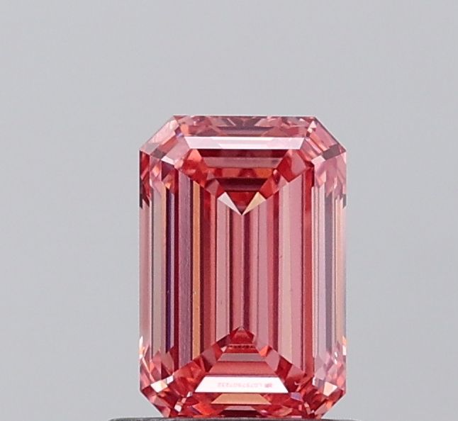 1.04 ct Emerald diamond