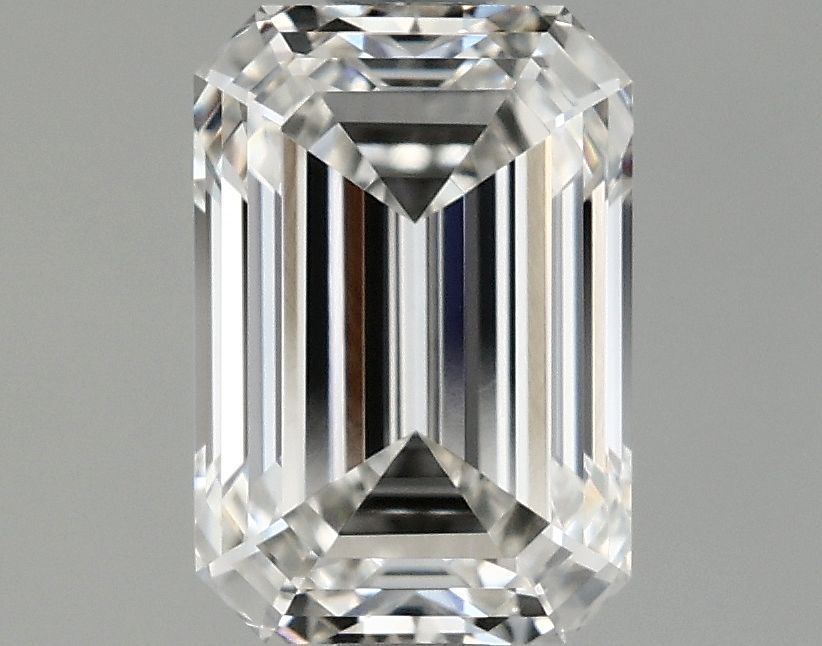 1.05 ct. emerald Lab Grown Diamond front image