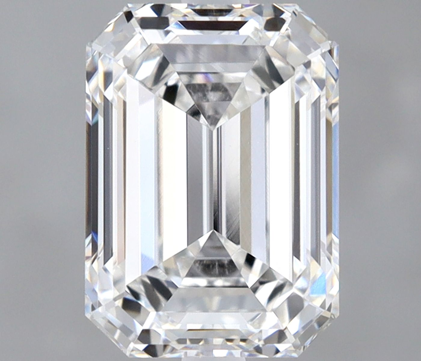1.59 ct. emerald Lab Grown Diamond front image