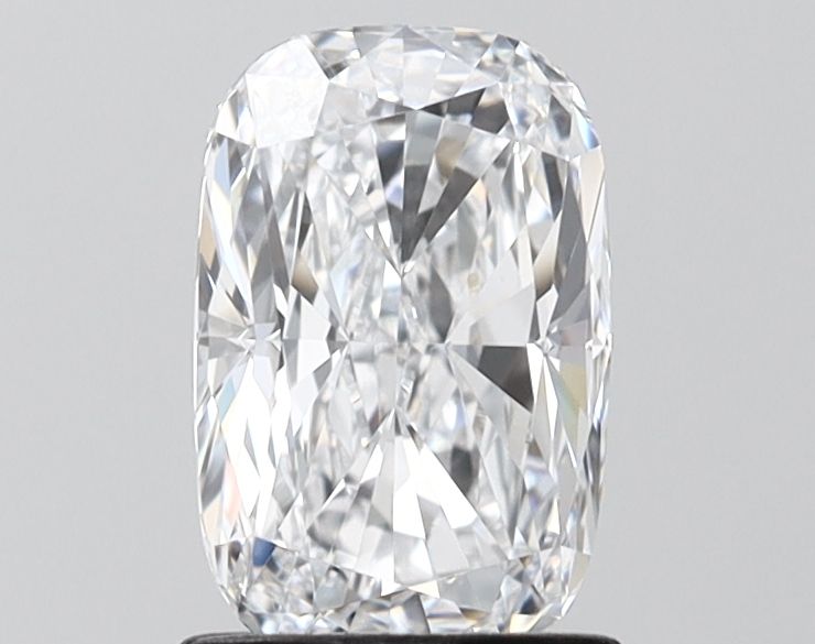 1.55 ct lab-grown Cushion modified Diamond