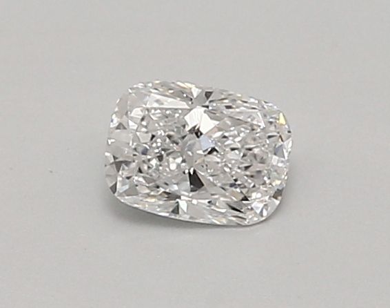 0.4 ct lab-grown Cushion modified Diamond