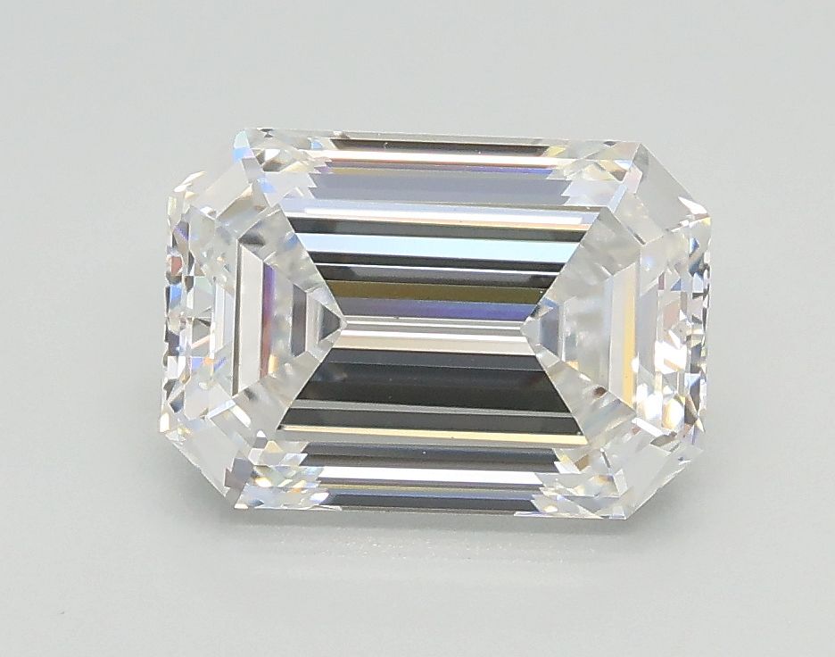 1.70 ct. emerald Lab Grown Diamond front image