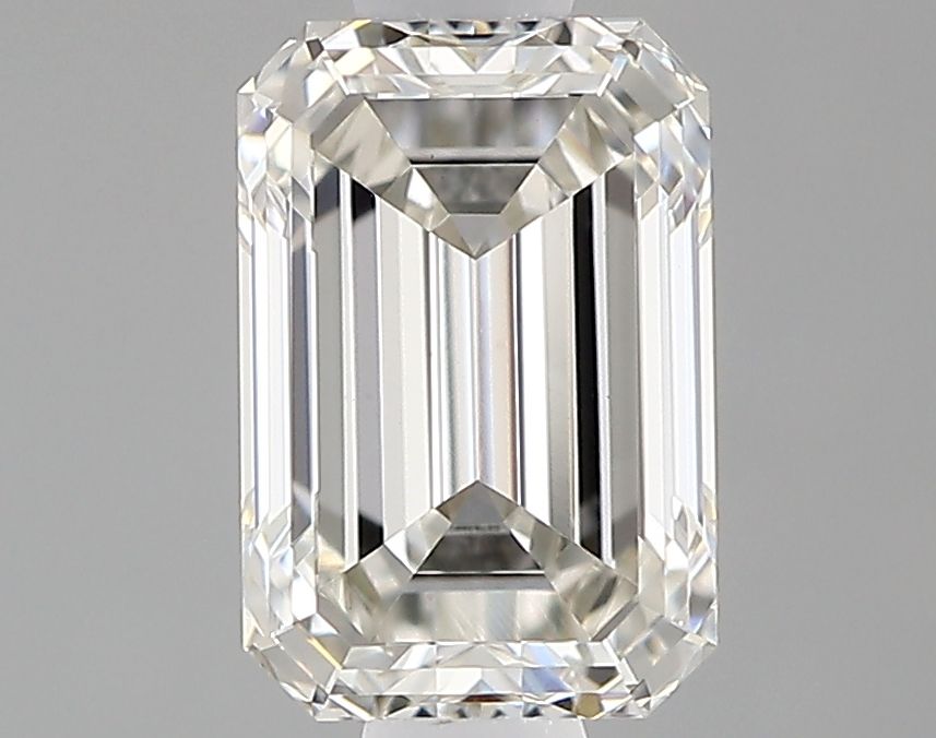 0.76 ct Emerald diamond