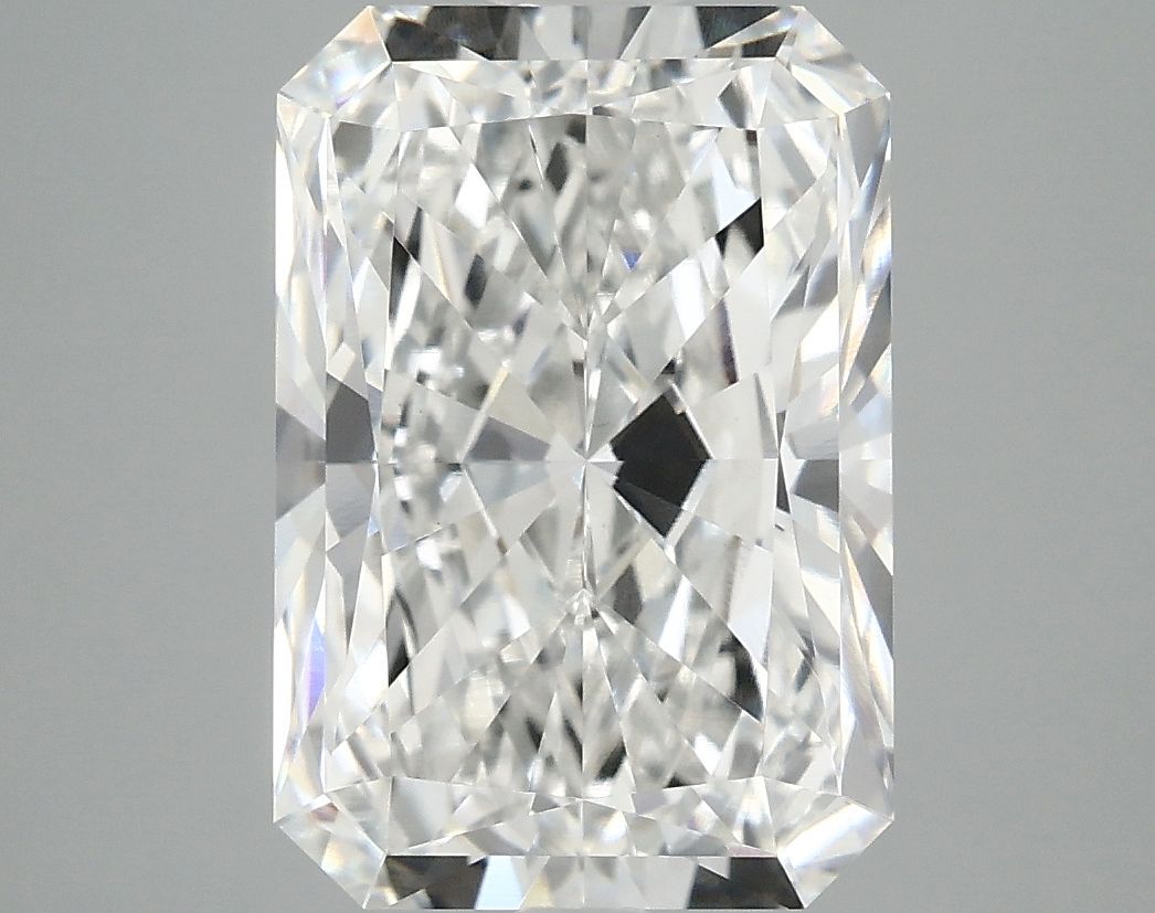 4.90 ct. radiant Lab Grown Diamond front image