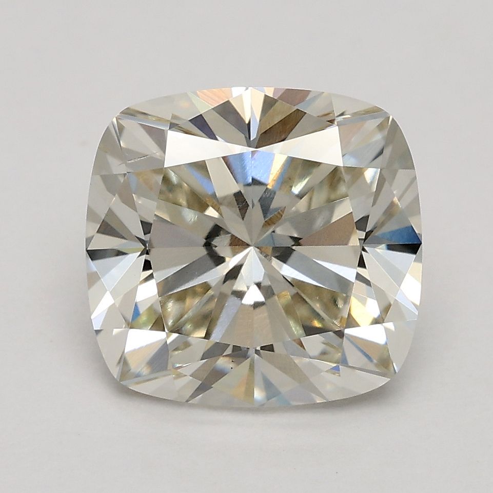 2.01 ct Cushion Brilliant diamond