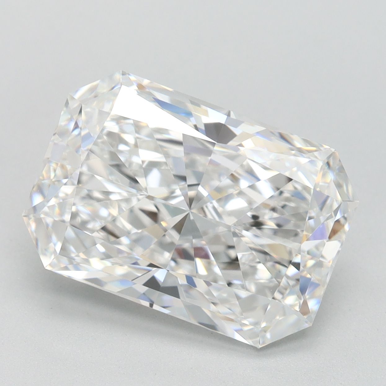 4.09 ct. radiant Lab Grown Diamond front image