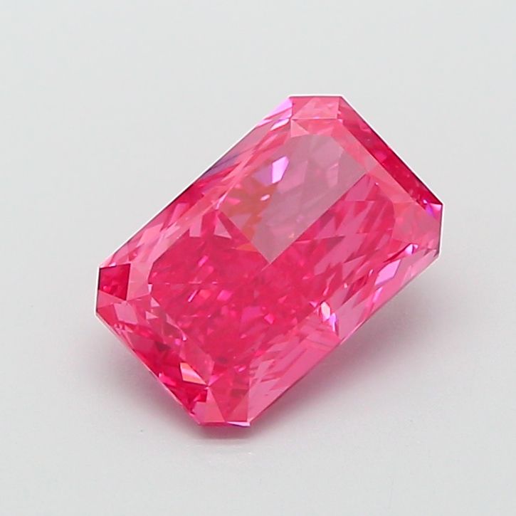 3.05 ct Radiant diamond