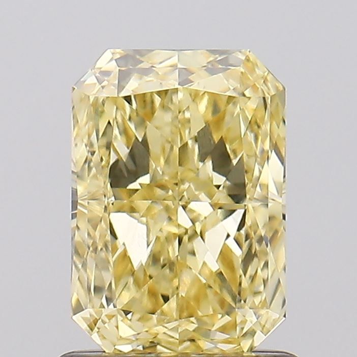 1.04 ct Radiant diamond