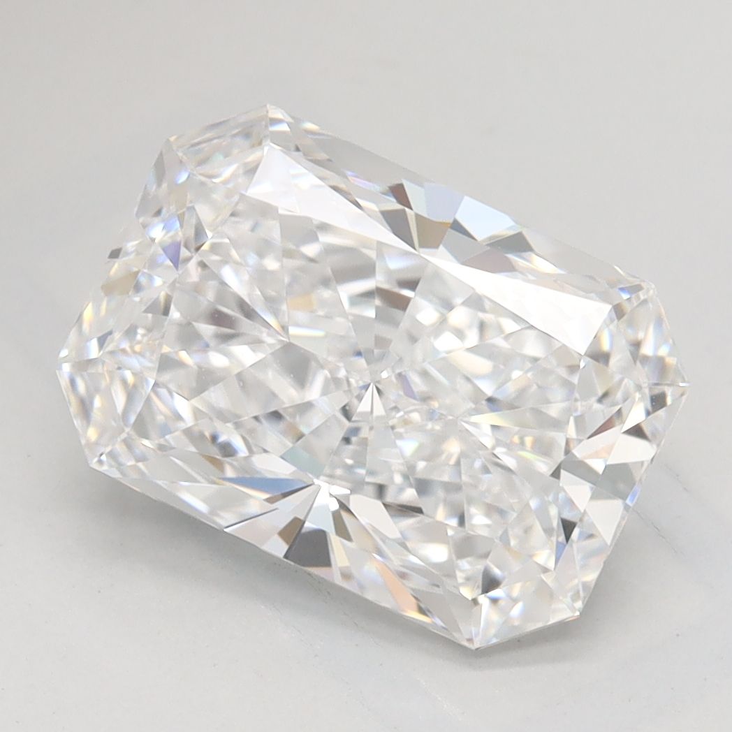 2.58 ct. radiant Lab Grown Diamond front image