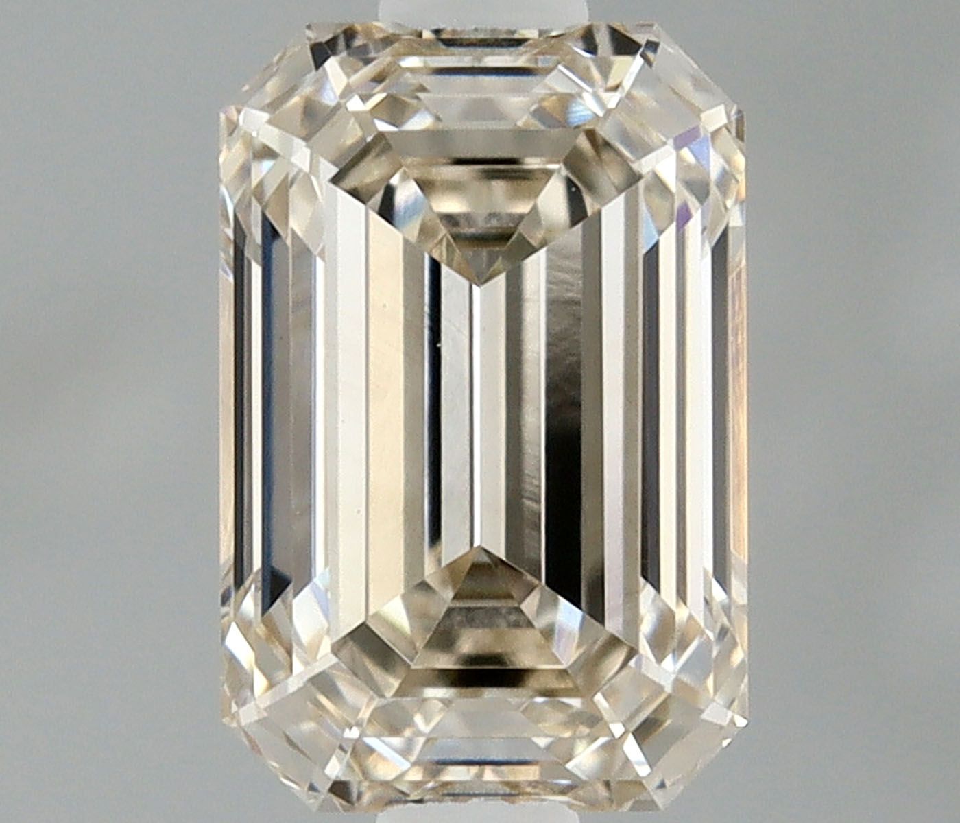0.52 ct Emerald Diamond