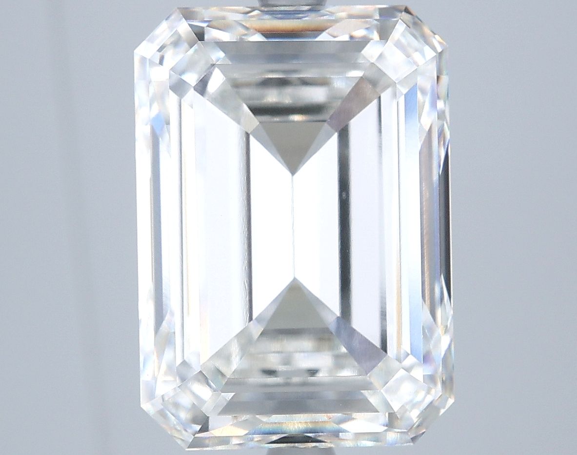 9.06 ct. emerald Lab Grown Diamond front image