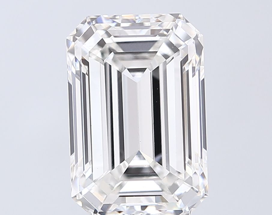 5.52 ct. emerald Lab Grown Diamond front image