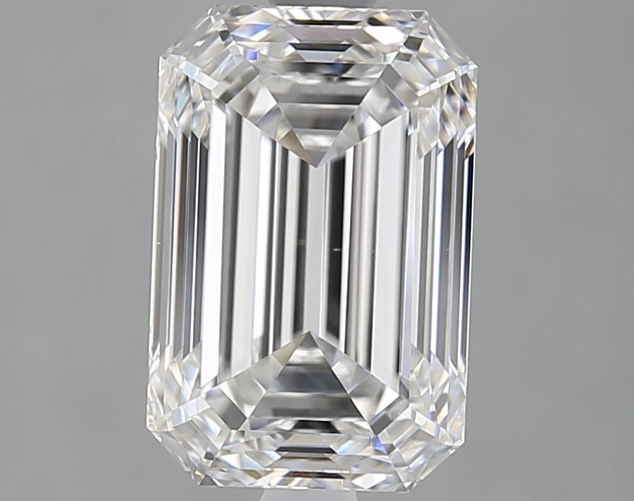 2.21 ct Emerald diamond