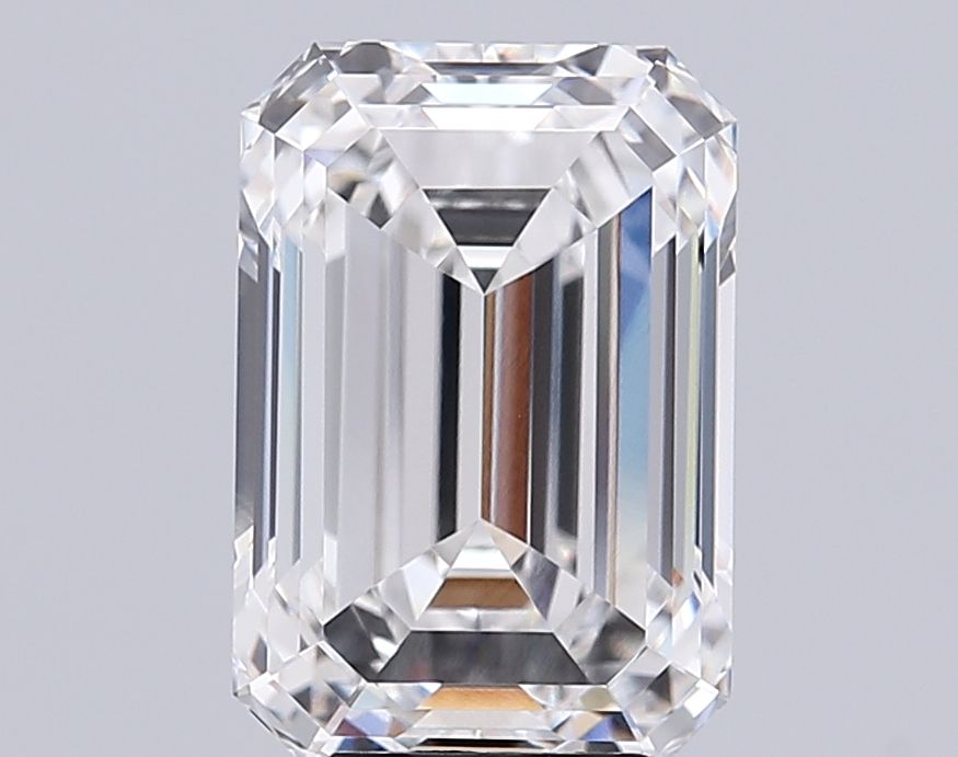 6.53 ct. emerald Lab Grown Diamond front image