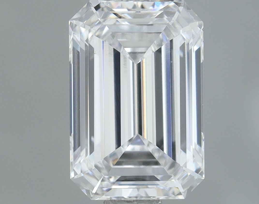 1.12 ct. emerald Lab Grown Diamond front image