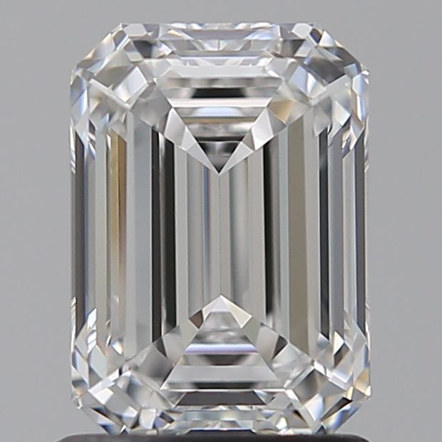 1.53 ct. emerald Lab Grown Diamond front image