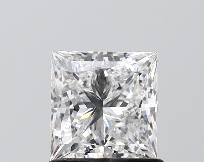 1.07 ct. princess Lab Grown Diamond front image