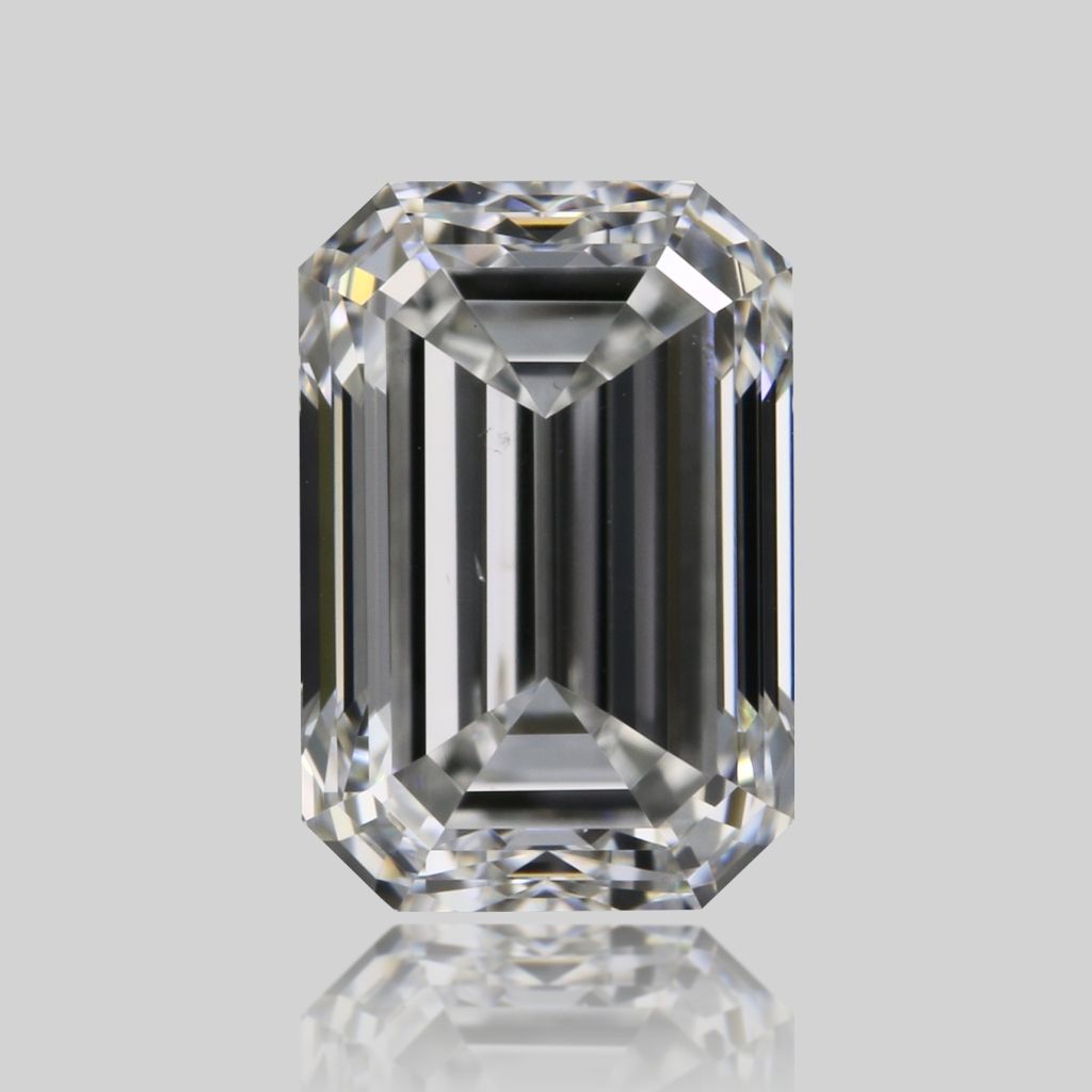 0.70 ct Emerald diamond