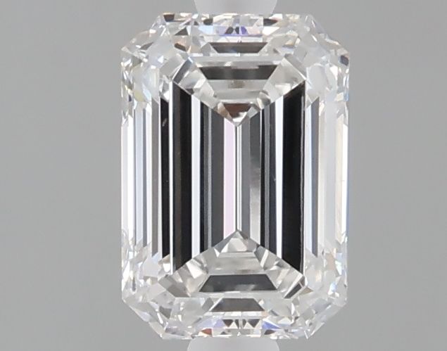 1.06 ct. emerald Lab Grown Diamond front image