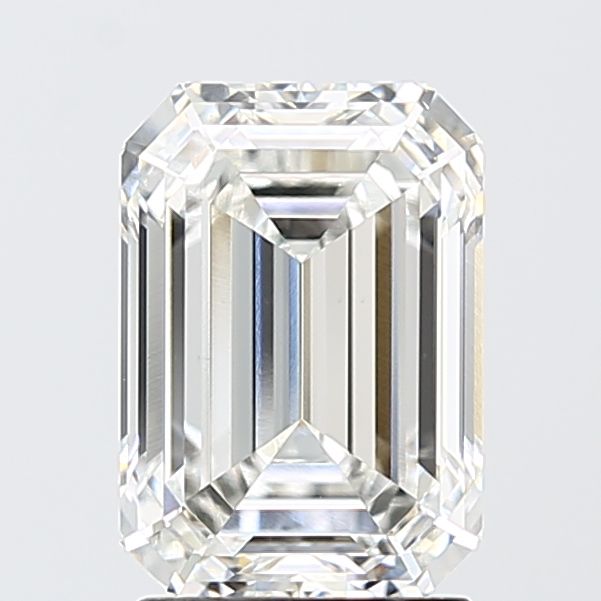 2.56 ct Emerald diamond