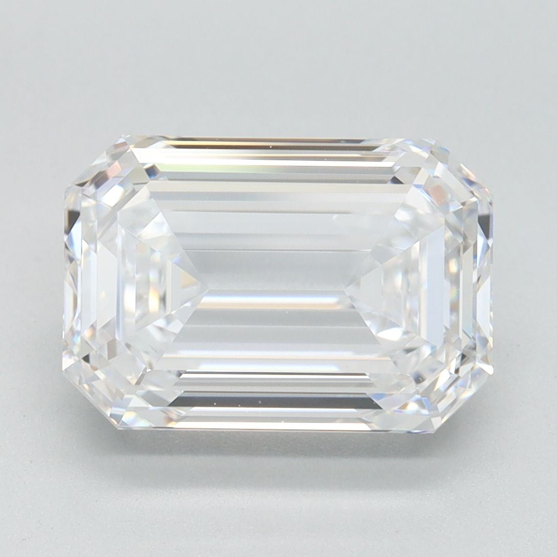 3.16 ct. emerald Lab Grown Diamond front image