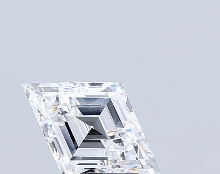 5.22 ct lab-grown Lozenge Diamond