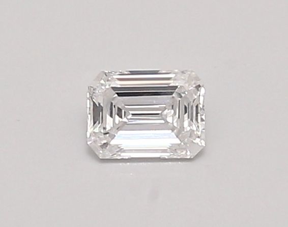 0.32 ct lab-grown Emerald Diamond