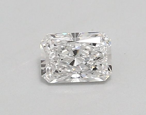 0.44 ct lab-grown Radiant Diamond