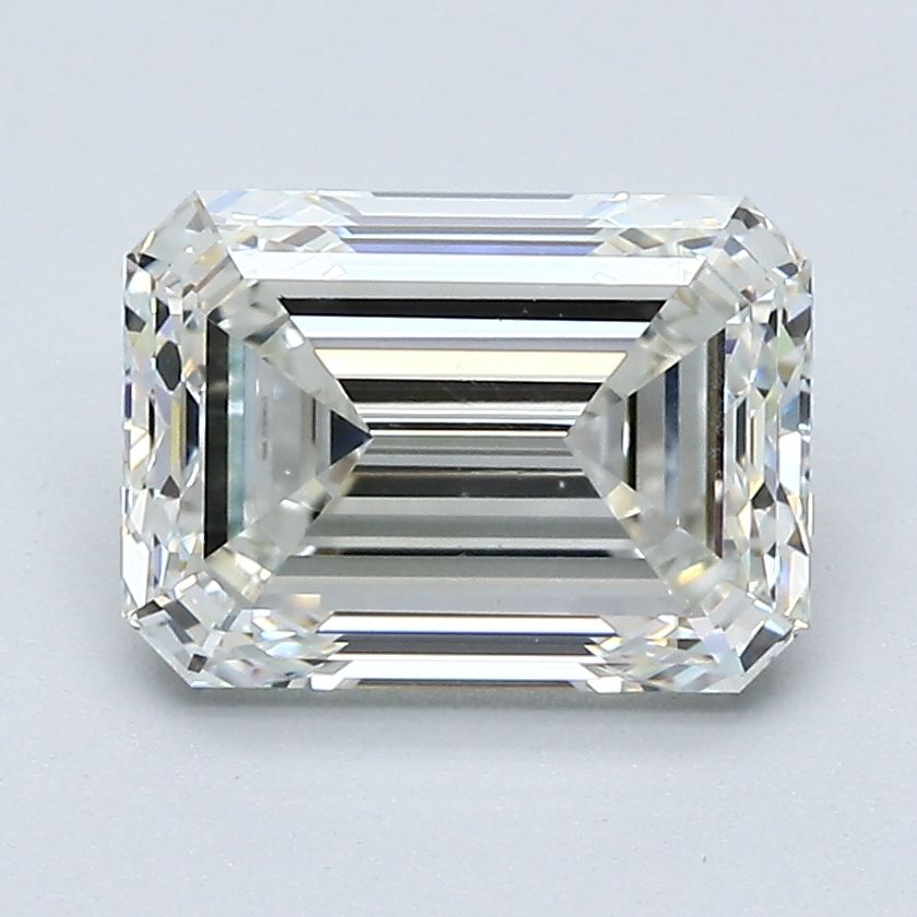 2.51 ct Emerald diamond