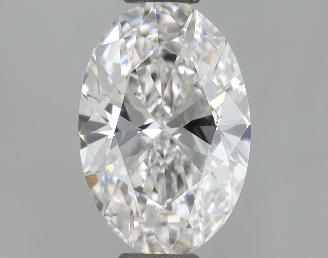 1.06 ct lab-grown Oval Diamond