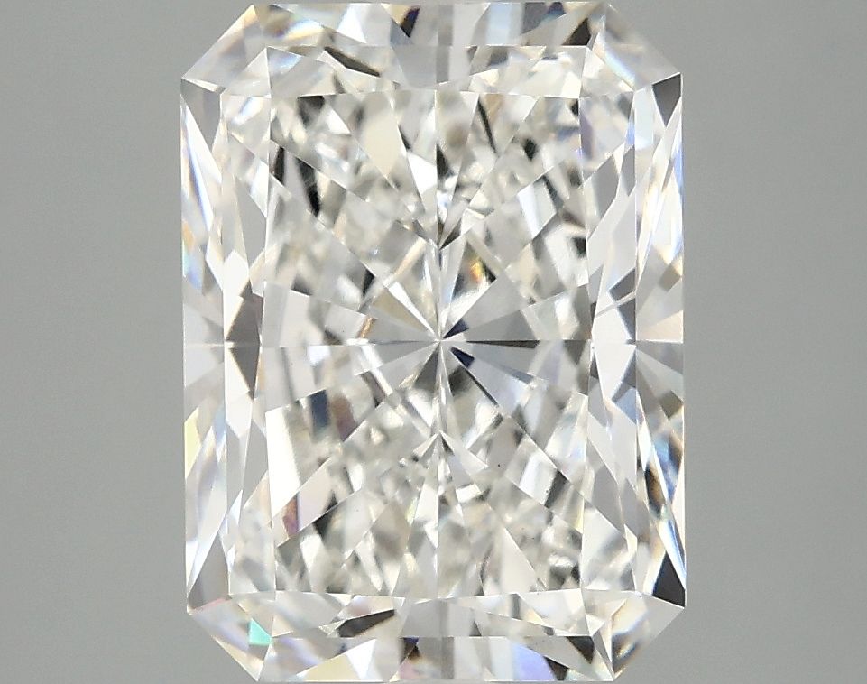 4.56 ct. radiant Lab Grown Diamond front image