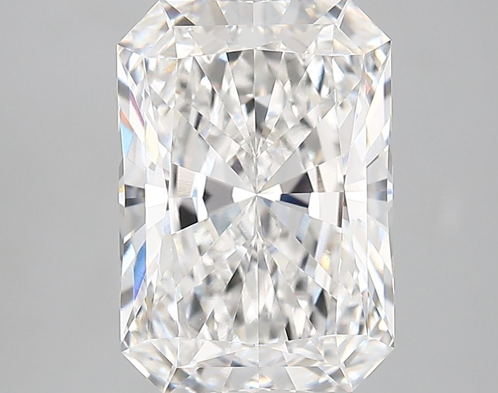 4.61 ct. radiant Lab Grown Diamond front image