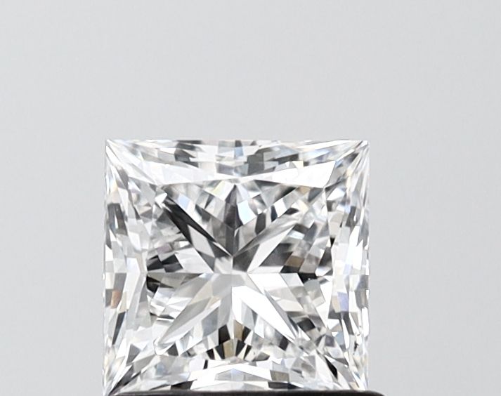1.07 ct lab-grown Princess Diamond