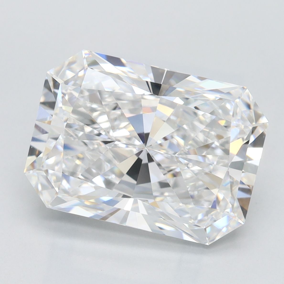 4.09 ct. radiant Lab Grown Diamond front image