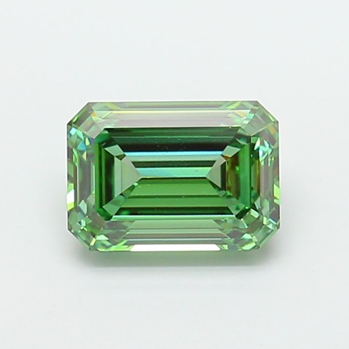 3.06 ct Emerald diamond