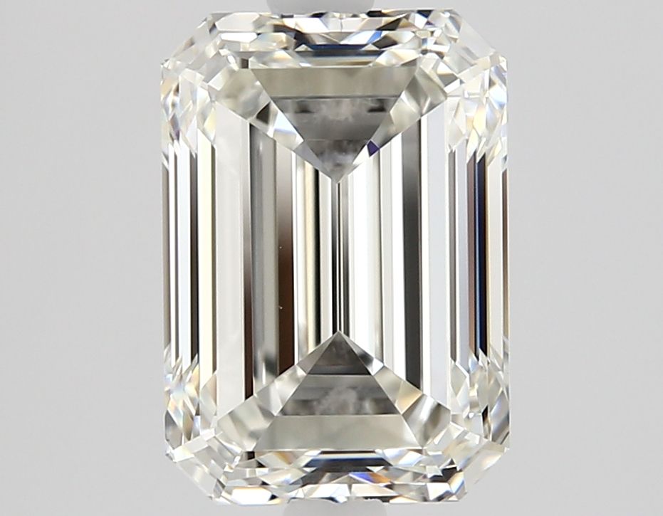 2.01 ct Emerald diamond