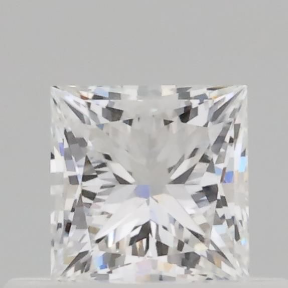 0.42 ct lab-grown Princess Diamond