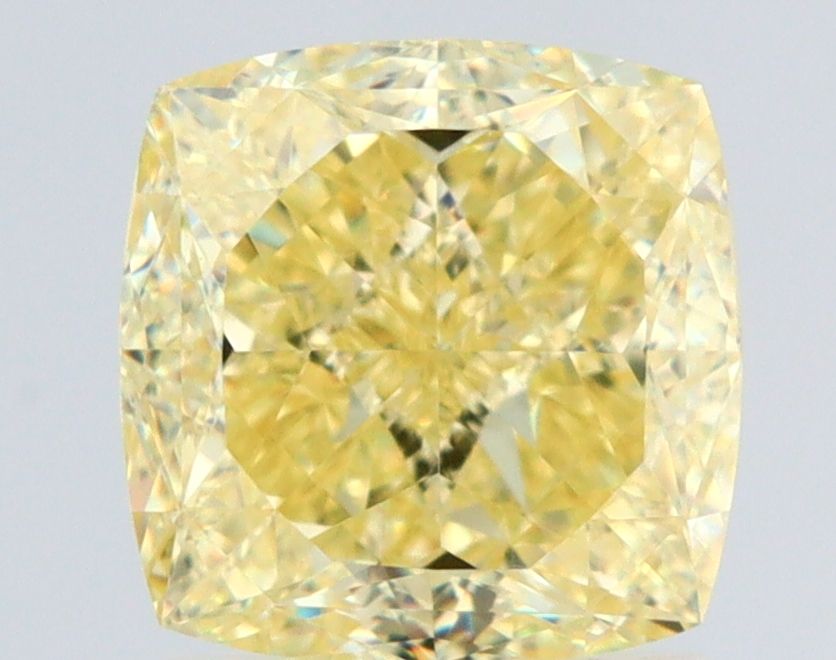 2.01 ct Cushion Brilliant diamond