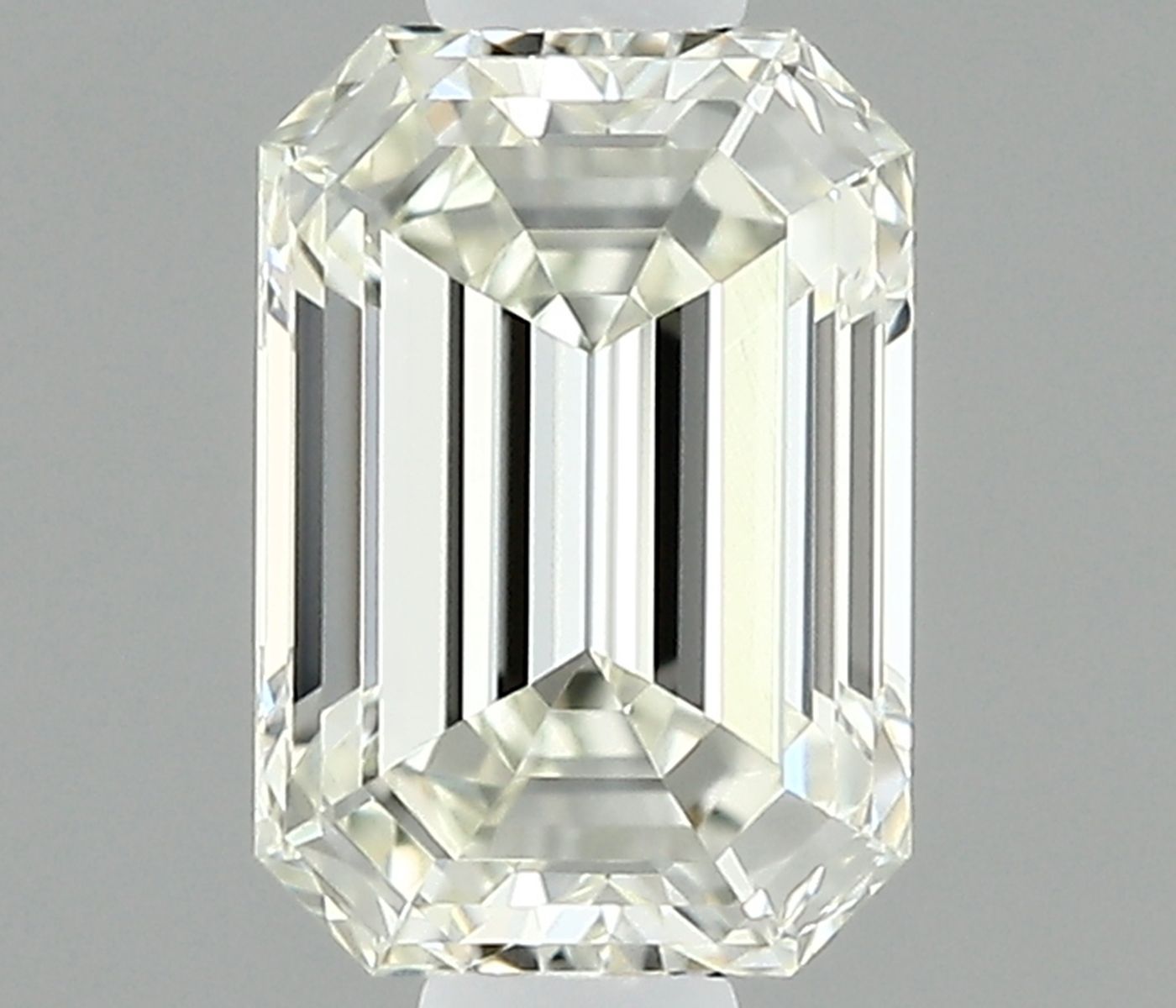 0.36 ct Emerald Diamond