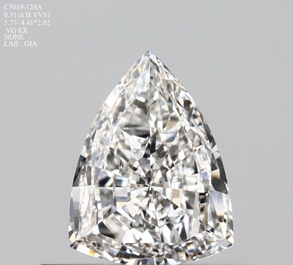 0.31 ct Triangular Diamond