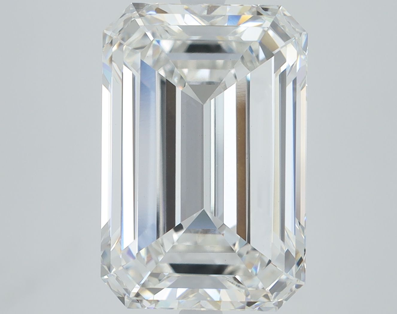 4.61 ct. emerald Lab Grown Diamond front image