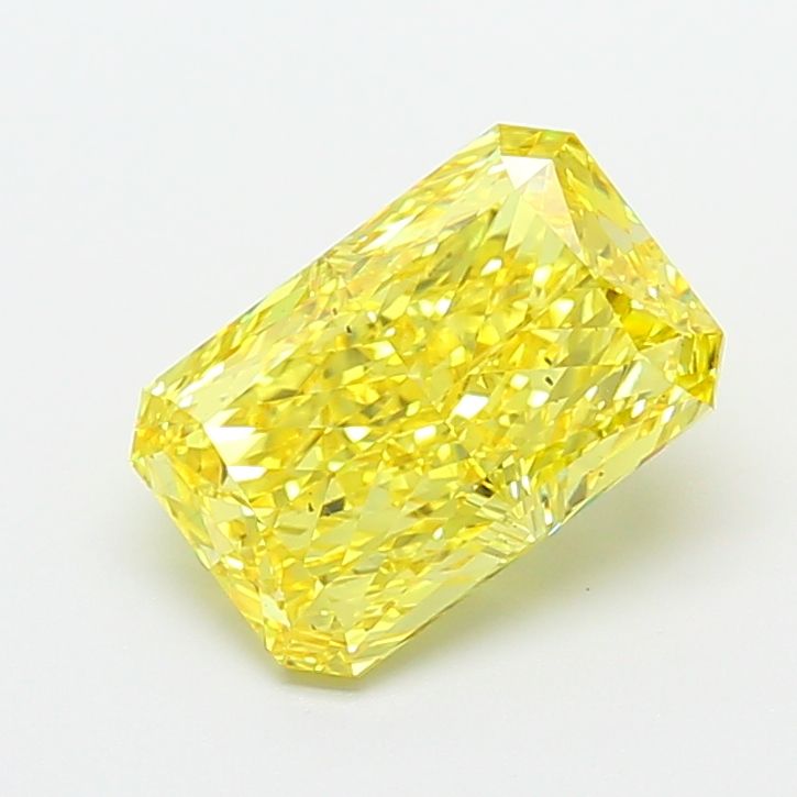 3.77 ct Radiant diamond