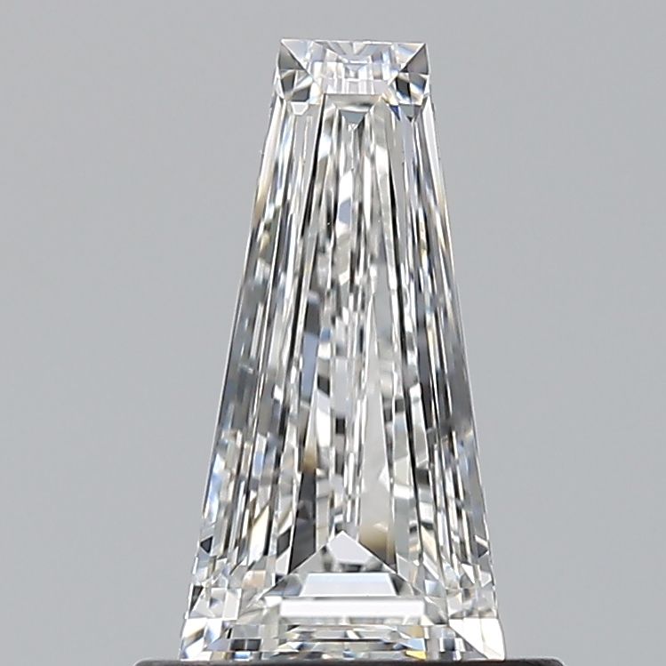 0.7 ct Tapered baguette Diamond