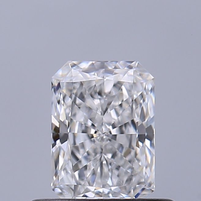 0.46 ct lab-grown Radiant Diamond