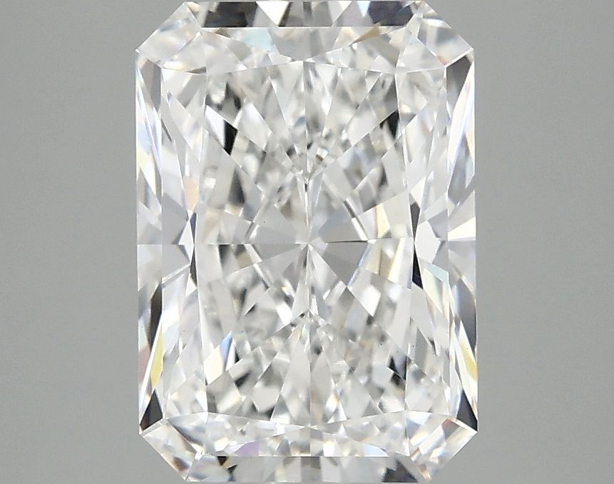 3.04 ct. radiant Lab Grown Diamond front image