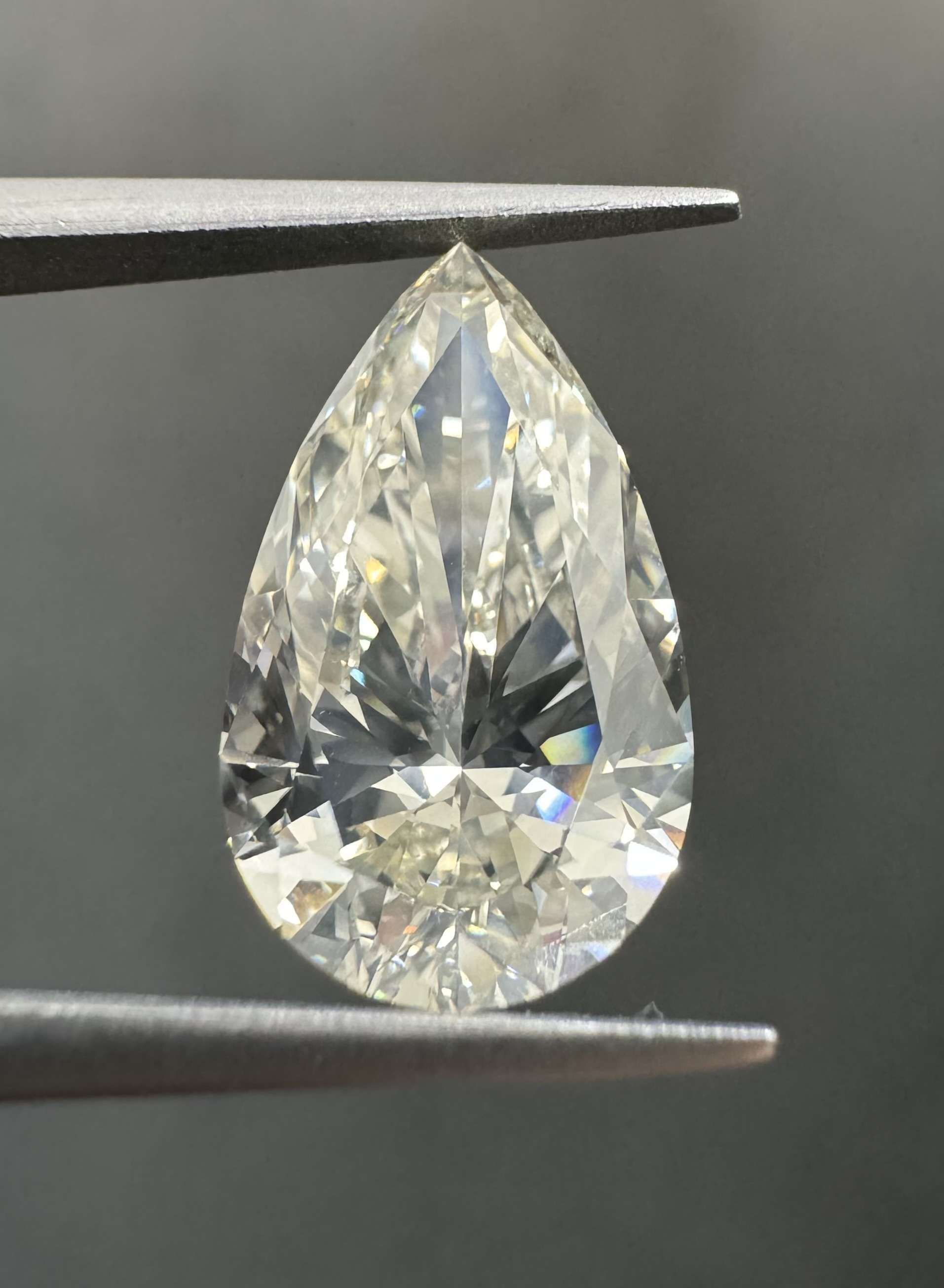 3.01ct Pear diamond