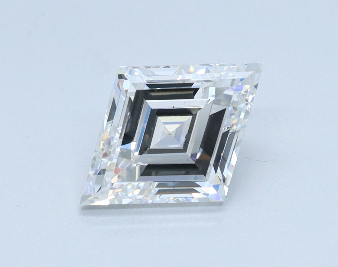 3.01 ct lab-grown Lozenge Diamond