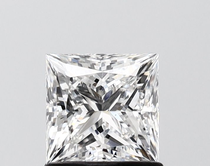1.1 ct lab-grown Princess Diamond