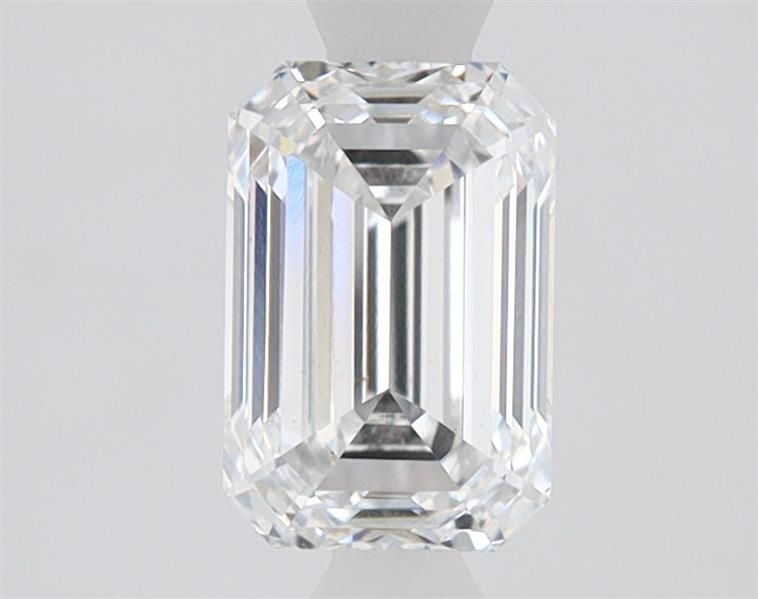 1.10 ct. emerald Lab Grown Diamond front image